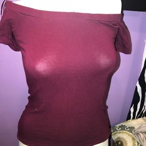 Off the shoulder maroon shirt